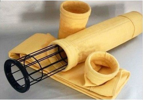 高性能P84のフェルトのフィルター・バッグのPtfeの薄膜フィルタ袋の優秀な塵のケーキ解放