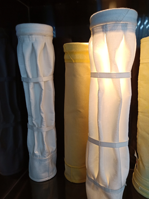 ポリエステルPPS Nomex P84の逆転させた集じん器のための星によってプリーツをつけられるフィルター・バッグ